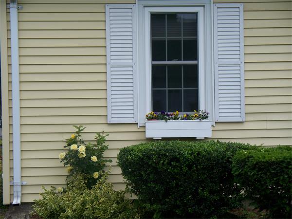 302 Gillette Avenue Springfield, MA 01118 - Photo 4 of 22 Gallery Image 4