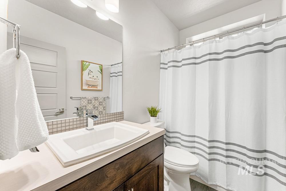 5707 West Hidden Springs Drive Boise, ID 83714 - Photo 15 of 36