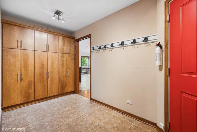 $775,000 | 4901 Hill Road, Richmond, IL 60071