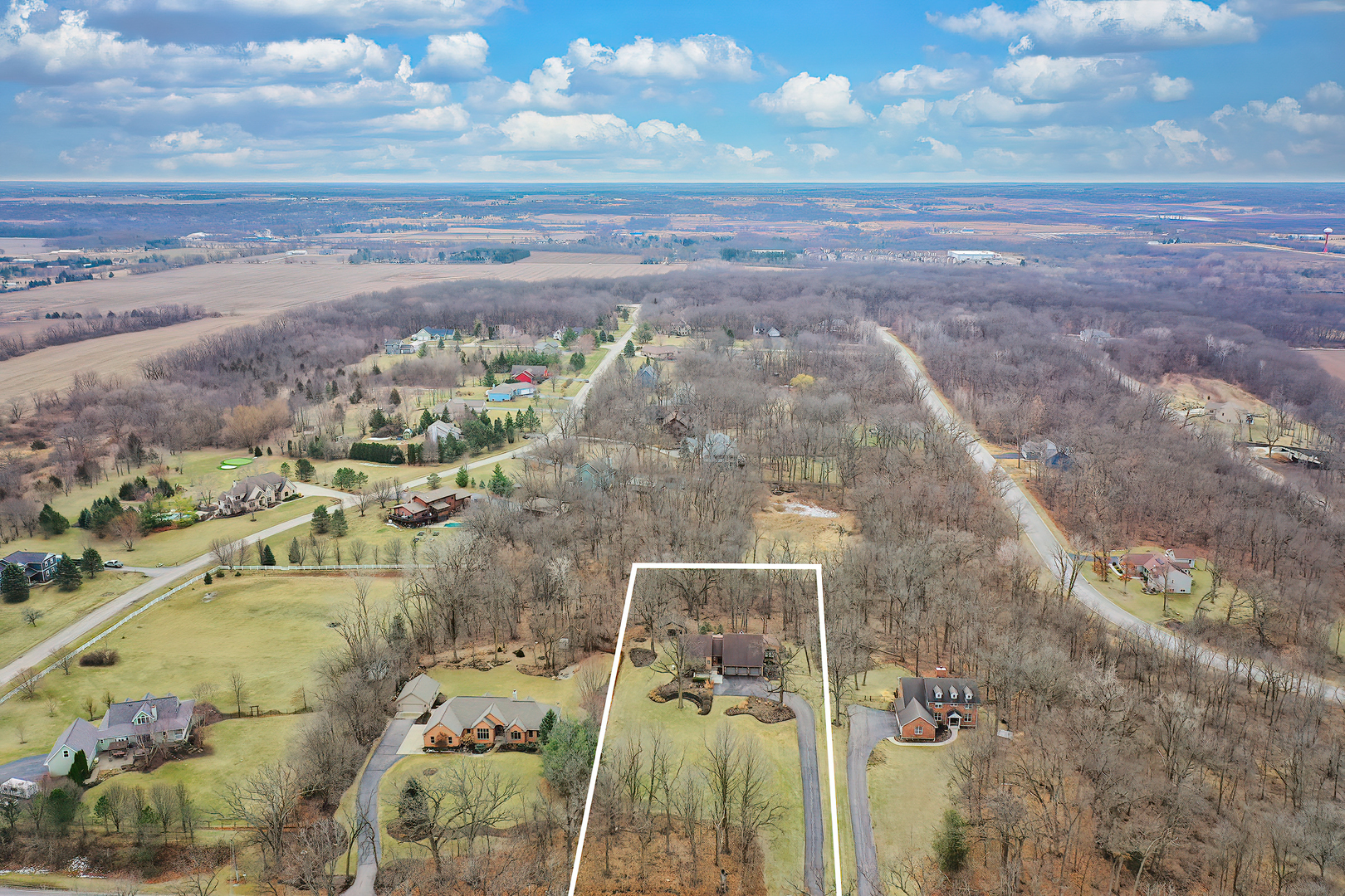 4901 Hill Road Richmond, IL 60071 - Photo 32 of 36 a view of a city