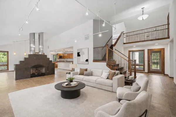 $775,000 | 4901 Hill Road, Richmond, IL 60071