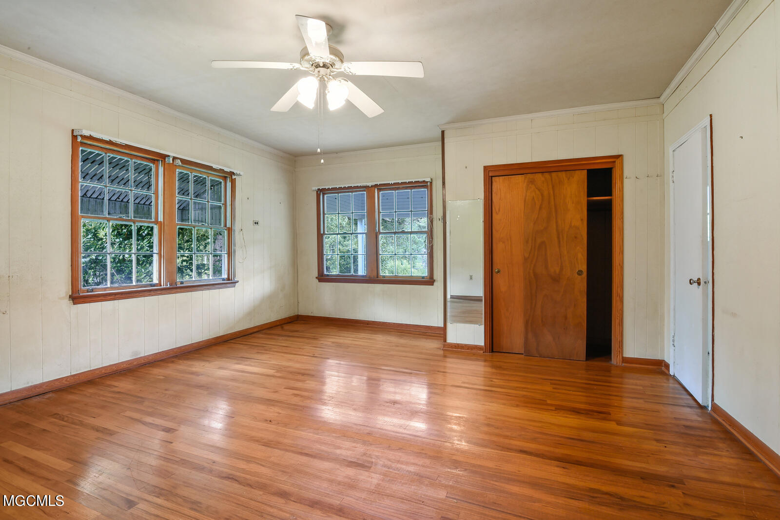 12085 Shorecrest Road Biloxi, MS 39532 - Photo 9 of 23 005_1600x1067_mls
