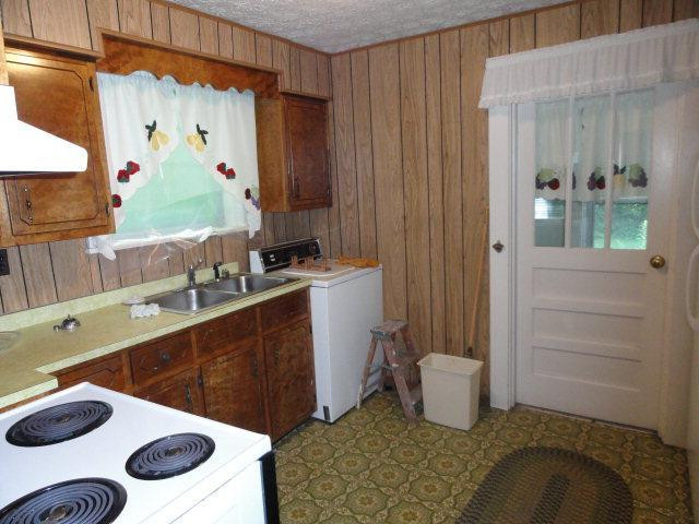 397 Scaffold Cane Road Berea, KY 40403 - Photo 4 of 10 Photo 4