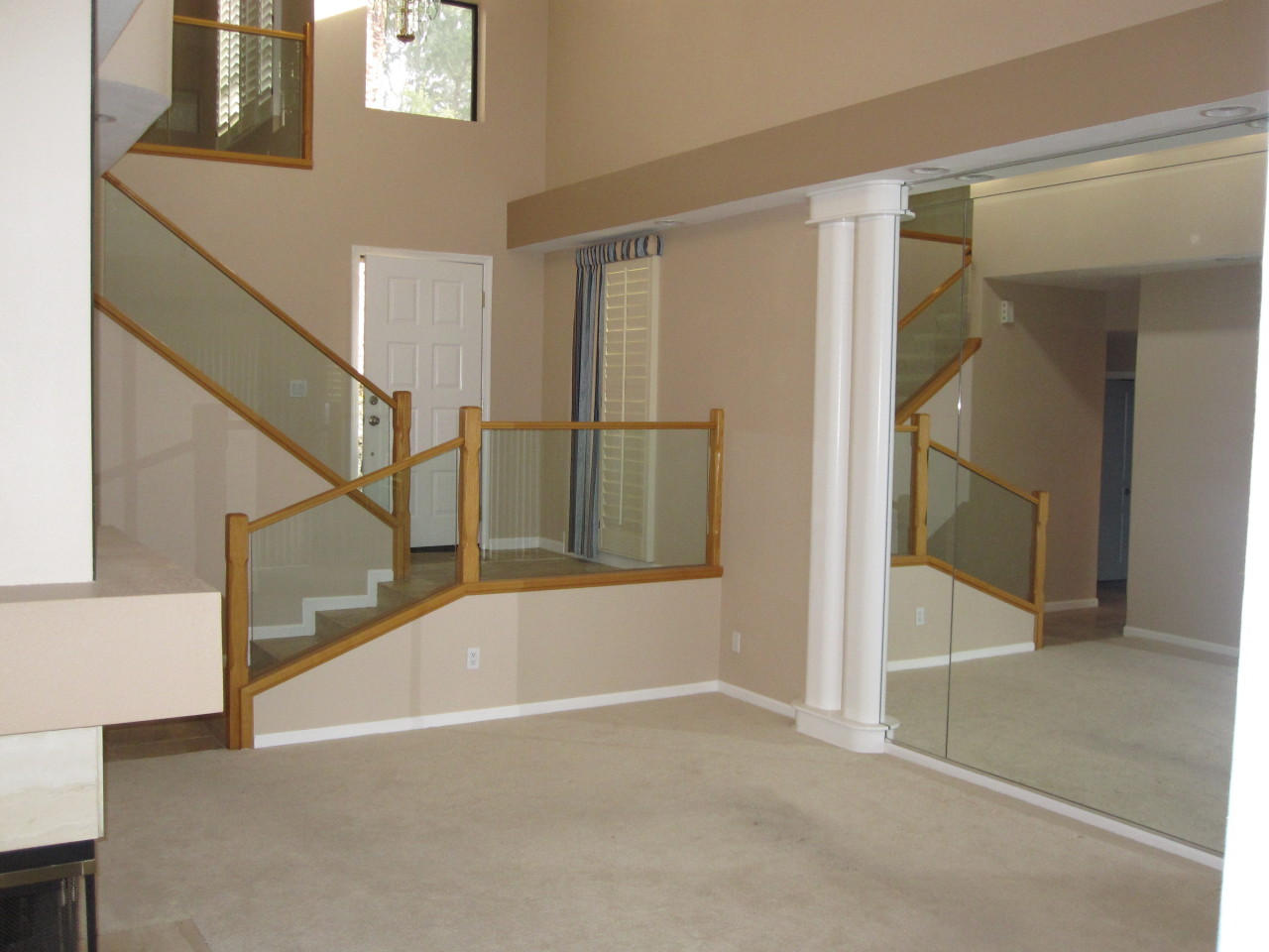 7222 East Gainey Ranch Road, Unit 109 Scottsdale, AZ 85258 - Photo 2 of 14 Living room