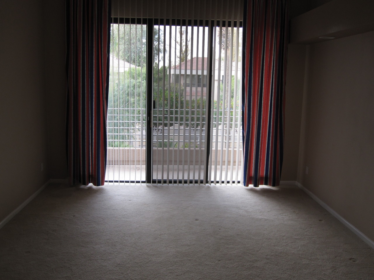 7222 East Gainey Ranch Road, Unit 109 Scottsdale, AZ 85258 - Photo 6 of 14 Master bedroom