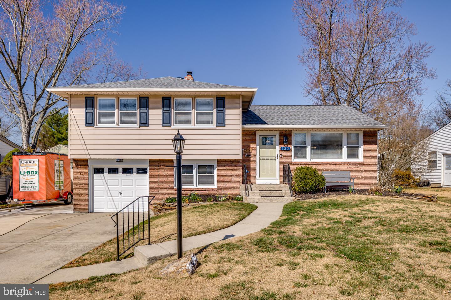 123 Valleybrook Road East Cherry Hill, NJ 08034 - Photo 2 of 41 Exterior Front