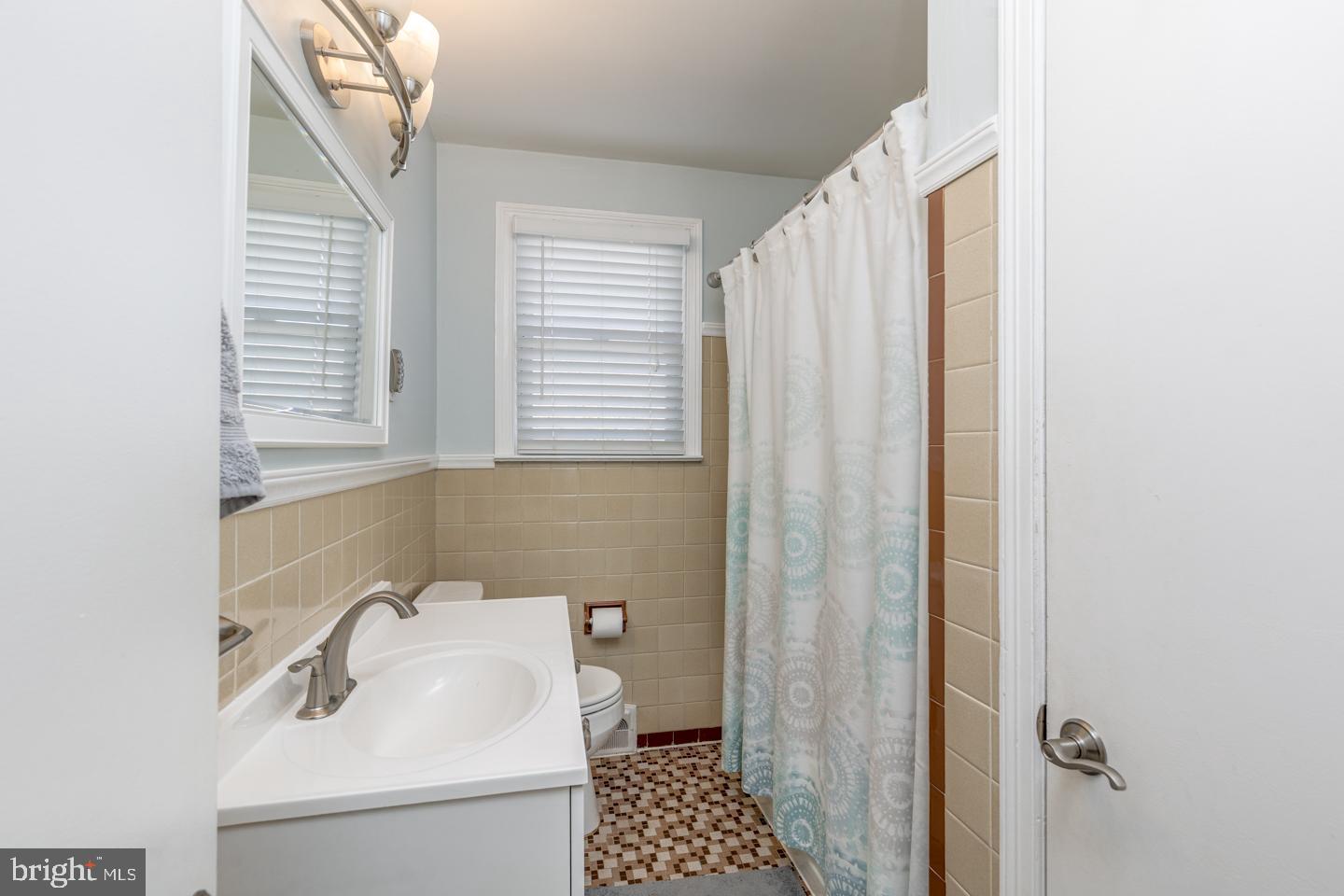 123 Valleybrook Road East Cherry Hill, NJ 08034 - Photo 24 of 41 Full Bath
