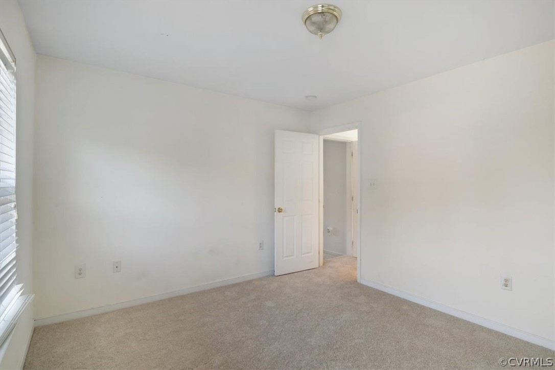 2931 Heather Ridge Drive Henrico, VA 23231 - Photo 23 of 30 a view of an empty room