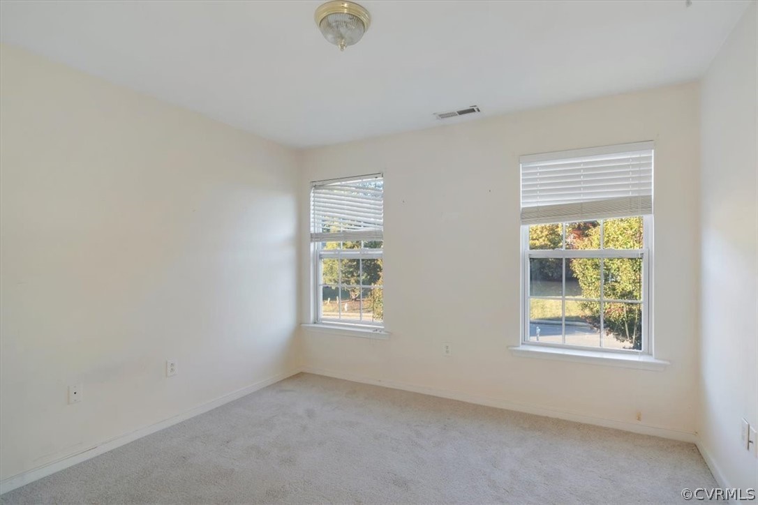 2931 Heather Ridge Drive Henrico, VA 23231 - Photo 24 of 30 an empty room with windows