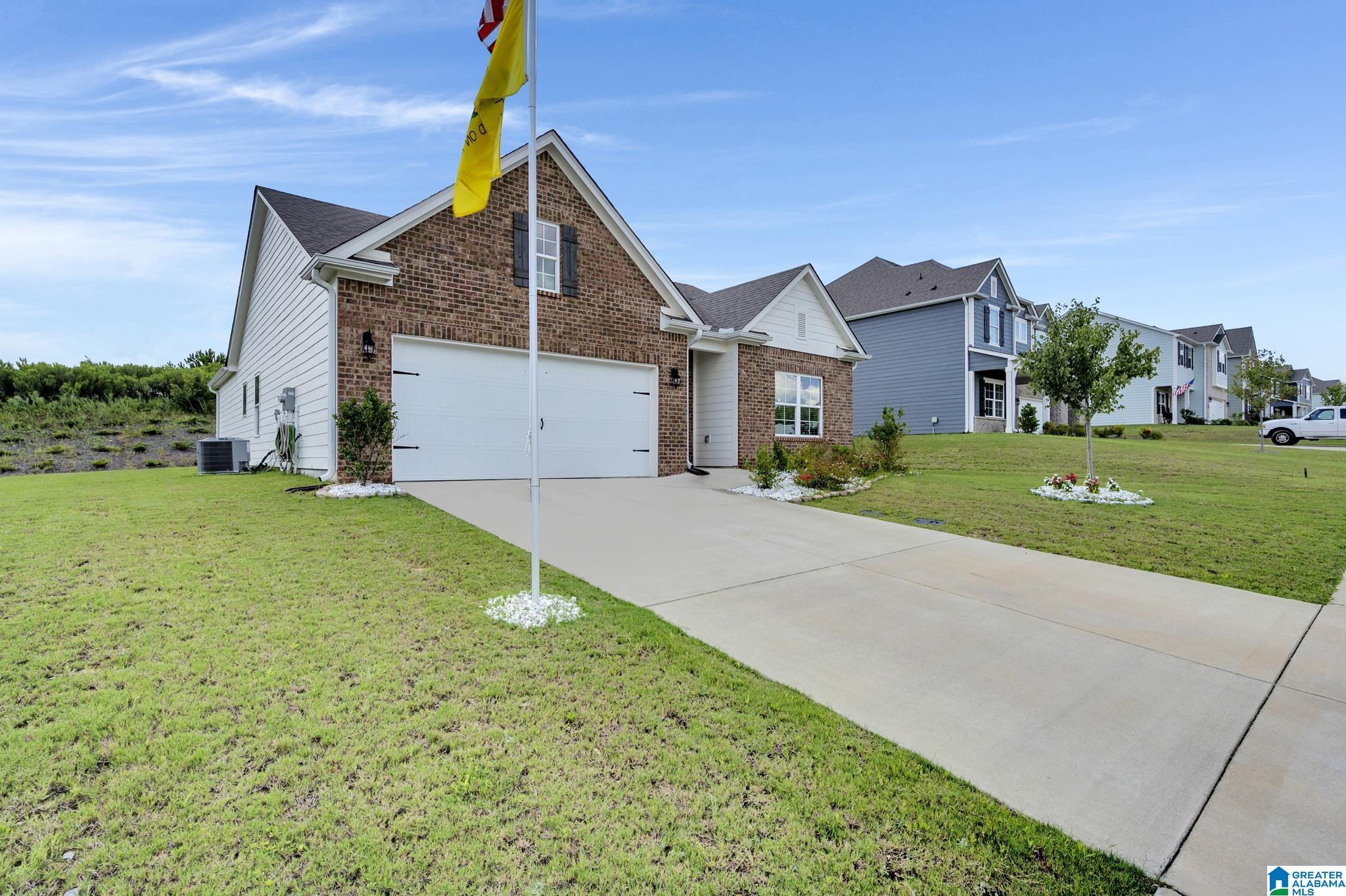 1026 Canvasback Way Alabaster, AL 35007 - Photo 2 of 27