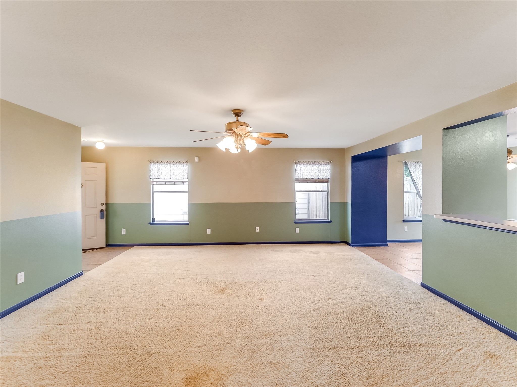 20911 Harvest Terrace Lane Spring, TX 77379 - Photo 6 of 27 Living Room