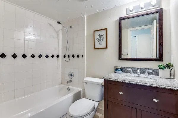 $225,000 | 905 Fairbanks Circle, Duncanville, TX 75137