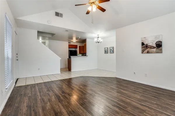 $225,000 | 905 Fairbanks Circle, Duncanville, TX 75137