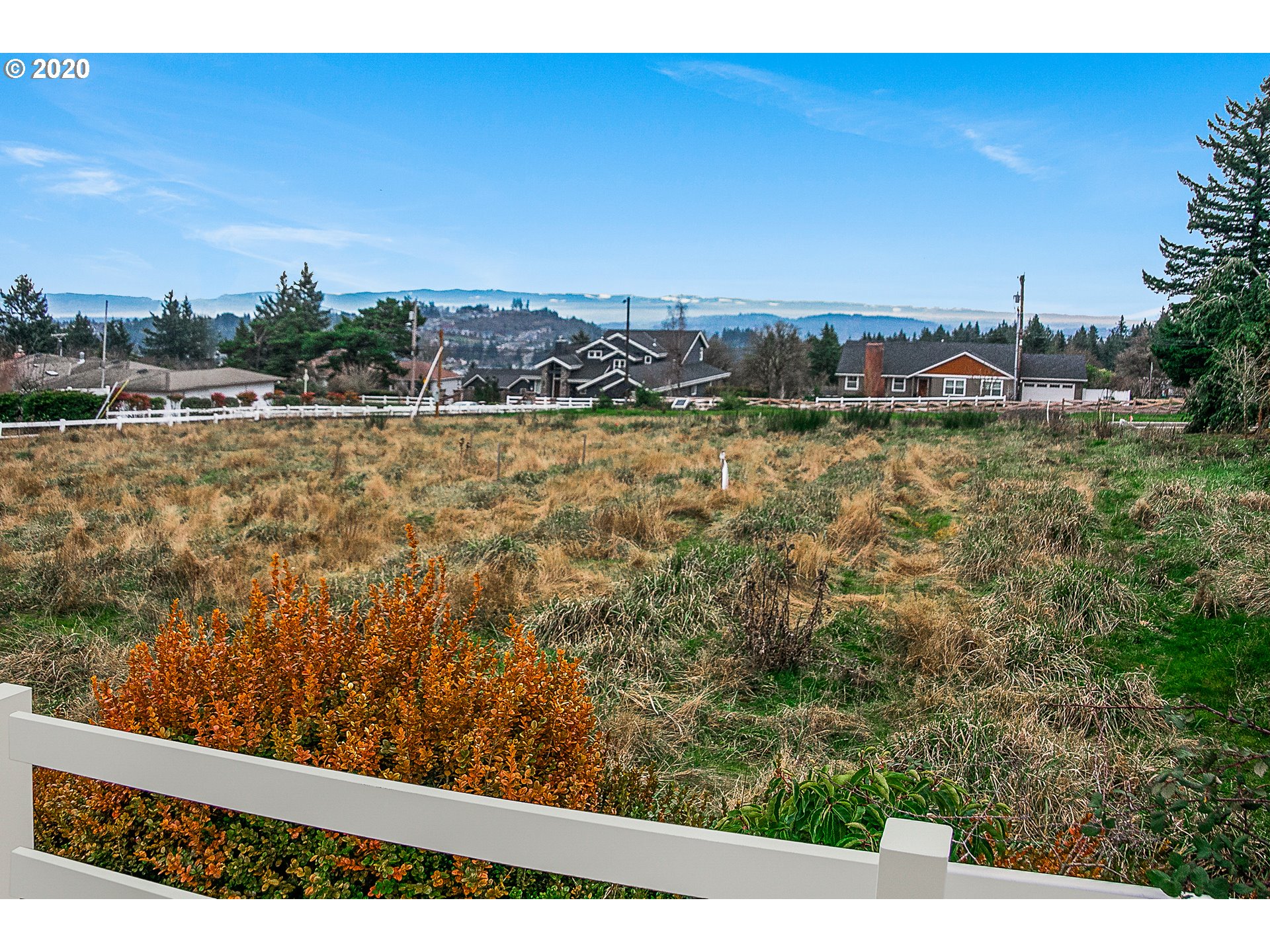 12273 Southeast Ridgecrest Road Happy Valley, OR 97086 - Photo 14 of 18 Gallery Image 14
