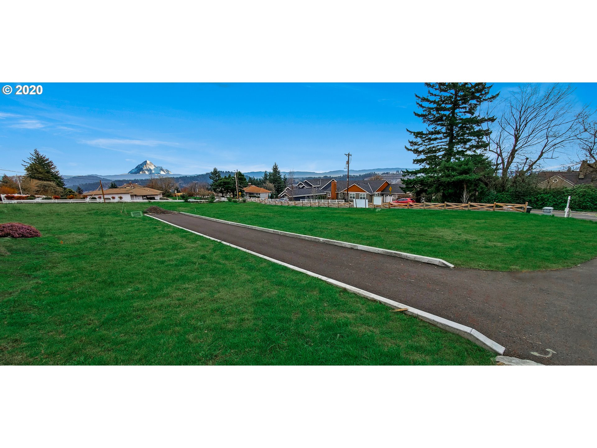 12273 Southeast Ridgecrest Road Happy Valley, OR 97086 - Photo 7 of 18 Gallery Image 7