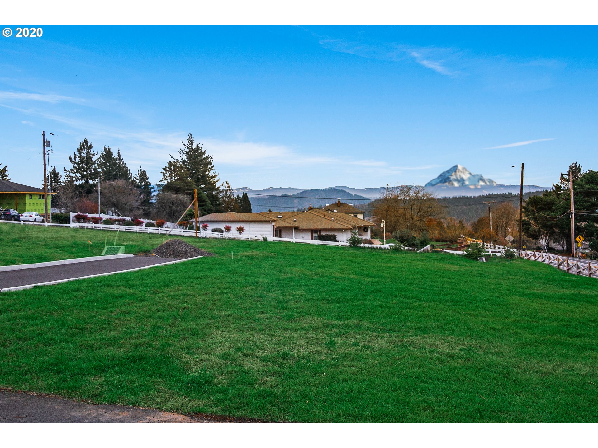 12273 Southeast Ridgecrest Road Happy Valley, OR 97086 - Photo 10 of 18 Gallery Image 10