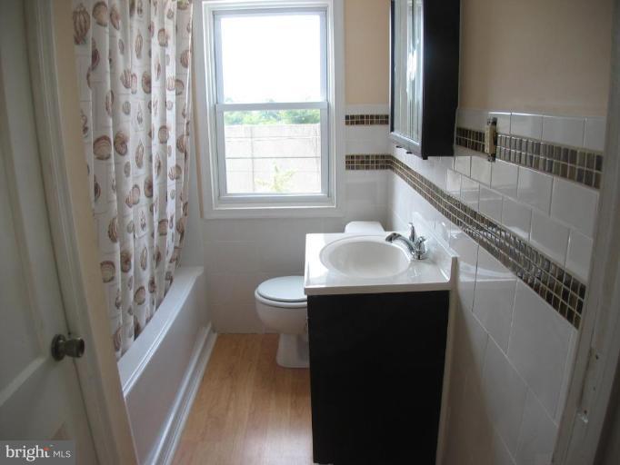 404 Old Riverside Road Brooklyn, MD 21225 - Photo 11 of 17 Bath #1