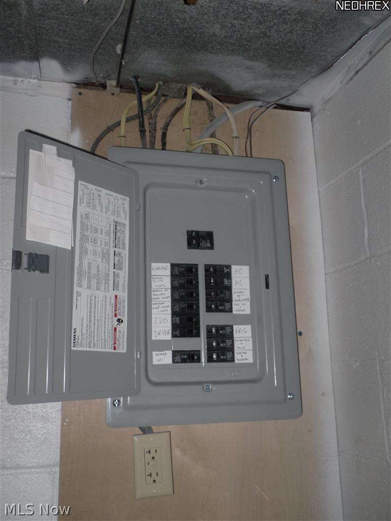 1639 Fairfax Road Akron, OH 44313 - Photo 20 of 25 Gallery Image 20