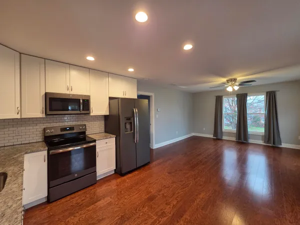 $1,975 | 412 Starkweather Street, Unit B, Plymouth, MI 48170