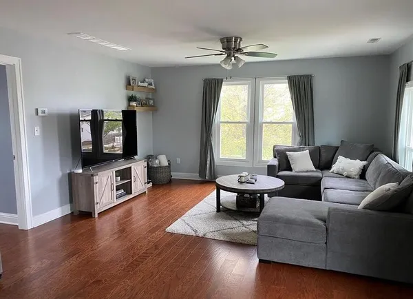 $1,975 | 412 Starkweather Street, Unit B, Plymouth, MI 48170