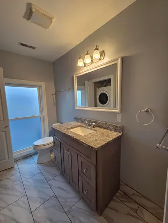 $1,975 | 412 Starkweather Street, Unit B, Plymouth, MI 48170