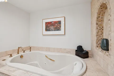 $1,189,000 | 4133 Norton Avenue, Oakland, CA 94602