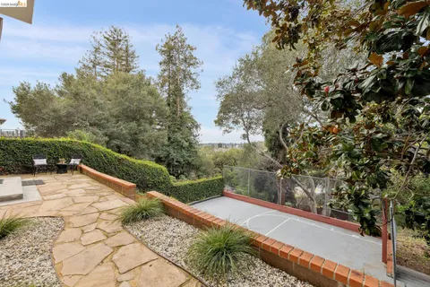 $1,189,000 | 4133 Norton Avenue, Oakland, CA 94602