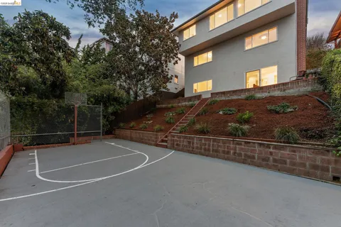 $1,189,000 | 4133 Norton Avenue, Oakland, CA 94602