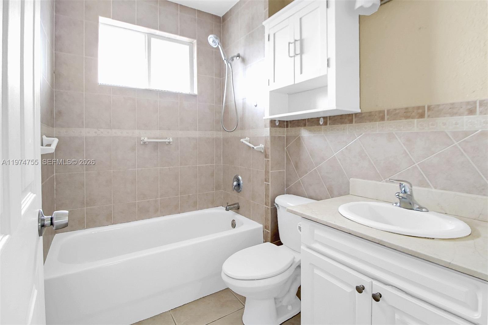 3920 Southwest 89th Court, Unit B Miami, FL 33165 - Photo 10 of 19