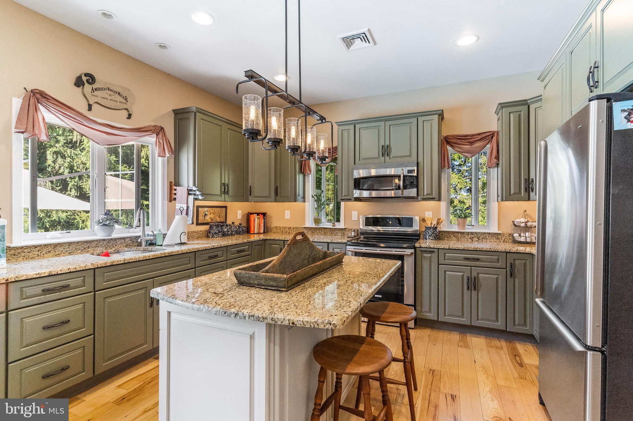 18 Edgewood Road West Chester, PA 19382 - Photo 3 of 47 Gallery Image 3