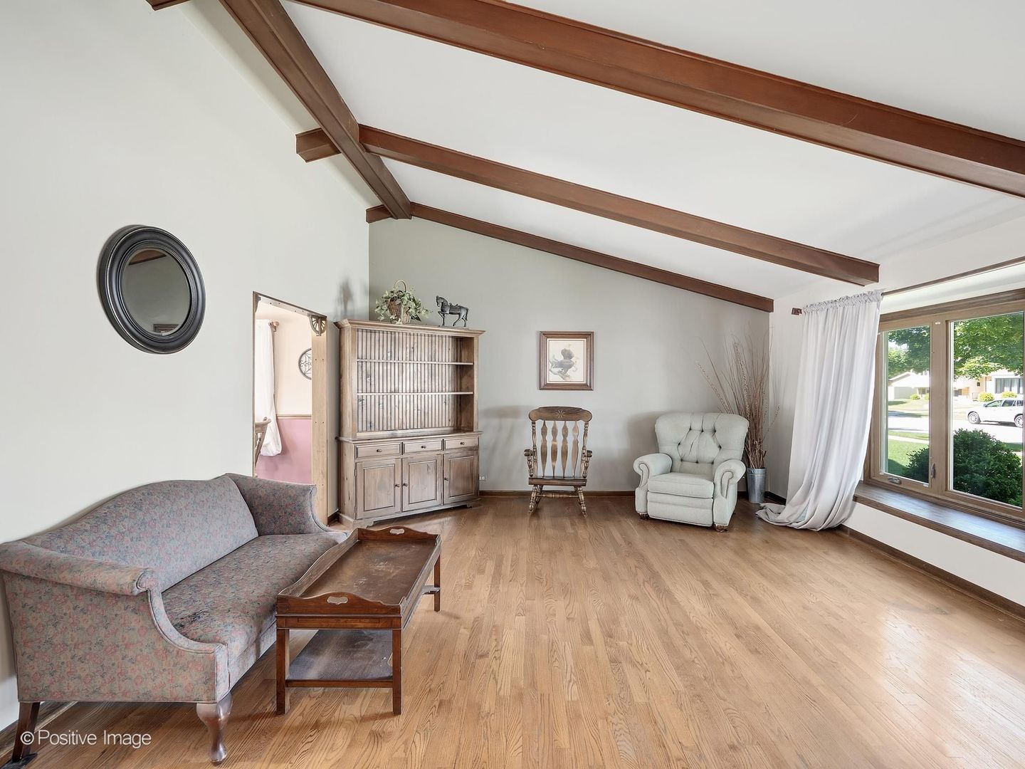 637 North Ellsworth Avenue Addison, IL 60101 - Photo 4 of 26