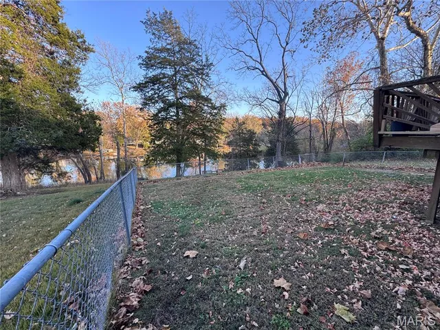 $190,000 | 14280 West Sunrise Lake Drive, De Soto, MO 63020