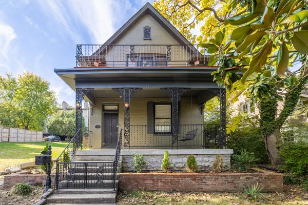 $995,000 | 111 32nd Avenue South, Nashville, TN 37212