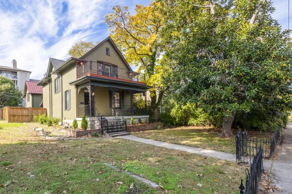 $995,000 | 111 32nd Avenue South, Nashville, TN 37212