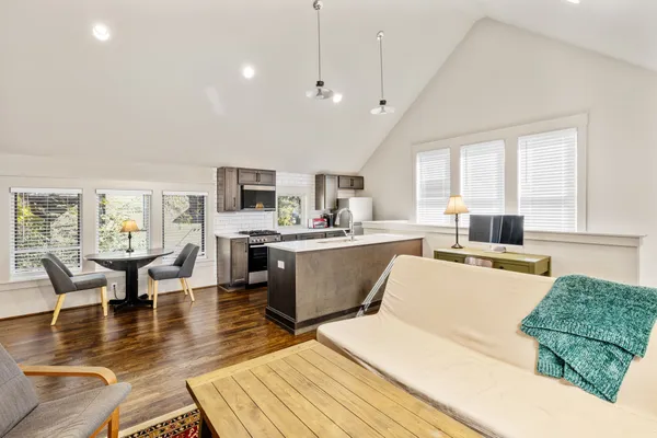 $995,000 | 111 32nd Avenue South, Nashville, TN 37212