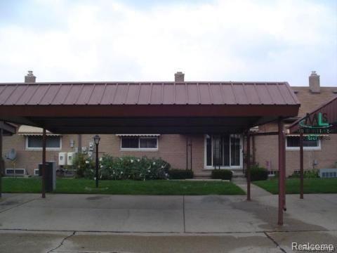 8401 18 18 Mile Road, Unit 161 Sterling Heights, MI 48313 - Photo 2 of 4
