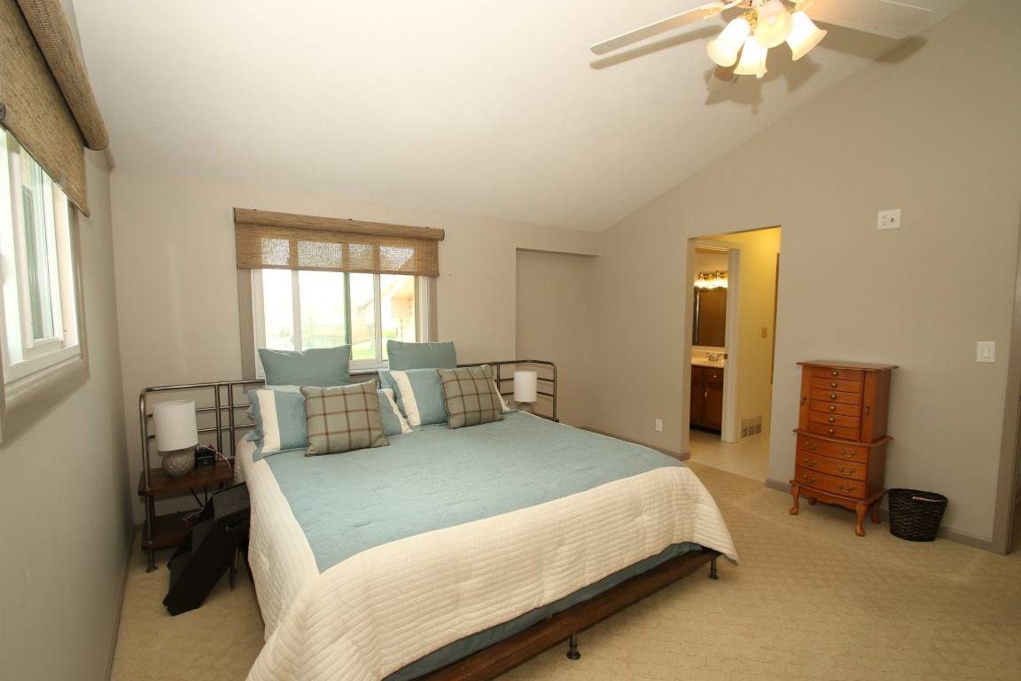724 Fieldcrest Road Belvidere, IL 61008 - Photo 18 of 25 Gallery Image 18