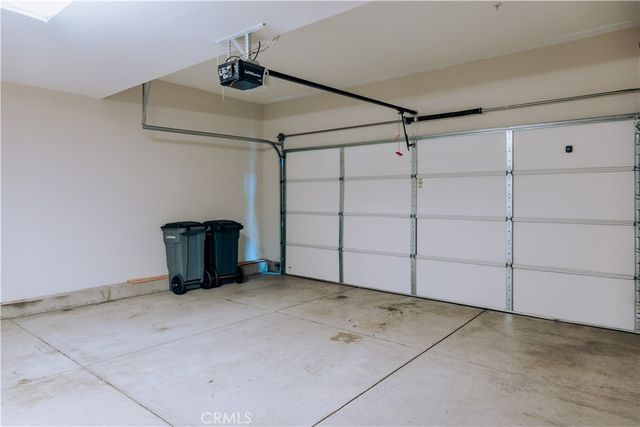 a view of a garage