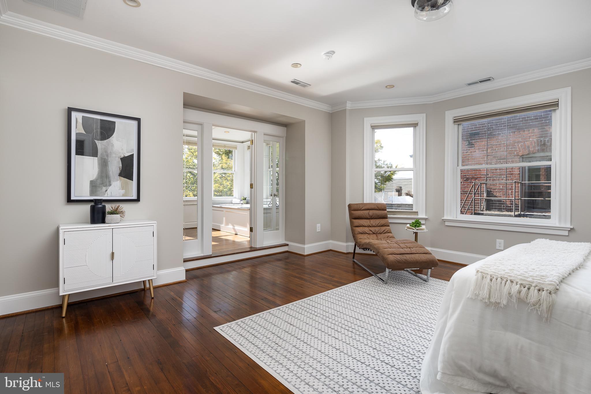 1730 Park Road Northwest Washington, DC 20010 - Photo 43 of 74 mMaster bedroom, ensuite bath, bay window, bright
