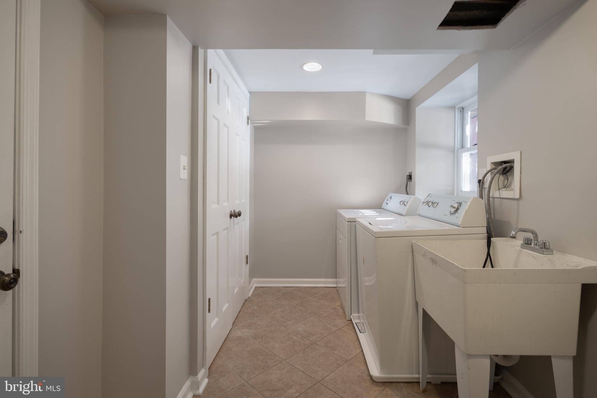 1730 Park Road Northwest Washington, DC 20010 - Photo 60 of 74 Separate basement laundry, full-sized laundry