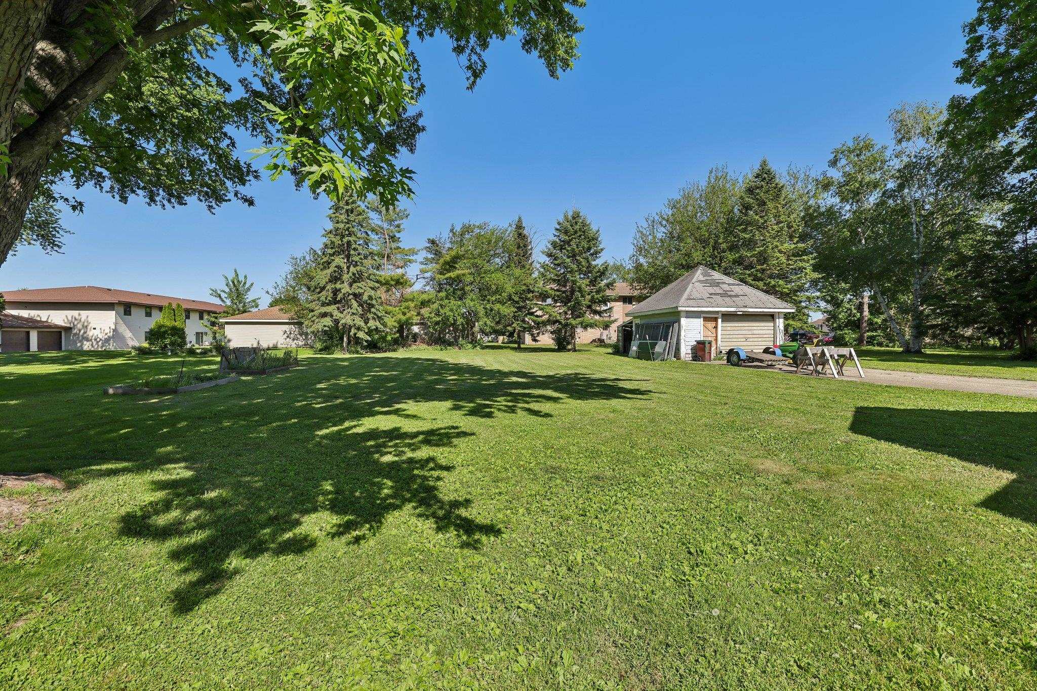 1027 Farnham Street Columbus, WI 53925 - Photo 39 of 39