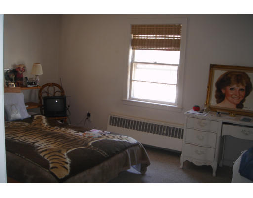 98 Cedar Street Lexington, MA 02421 - Photo 6 of 10