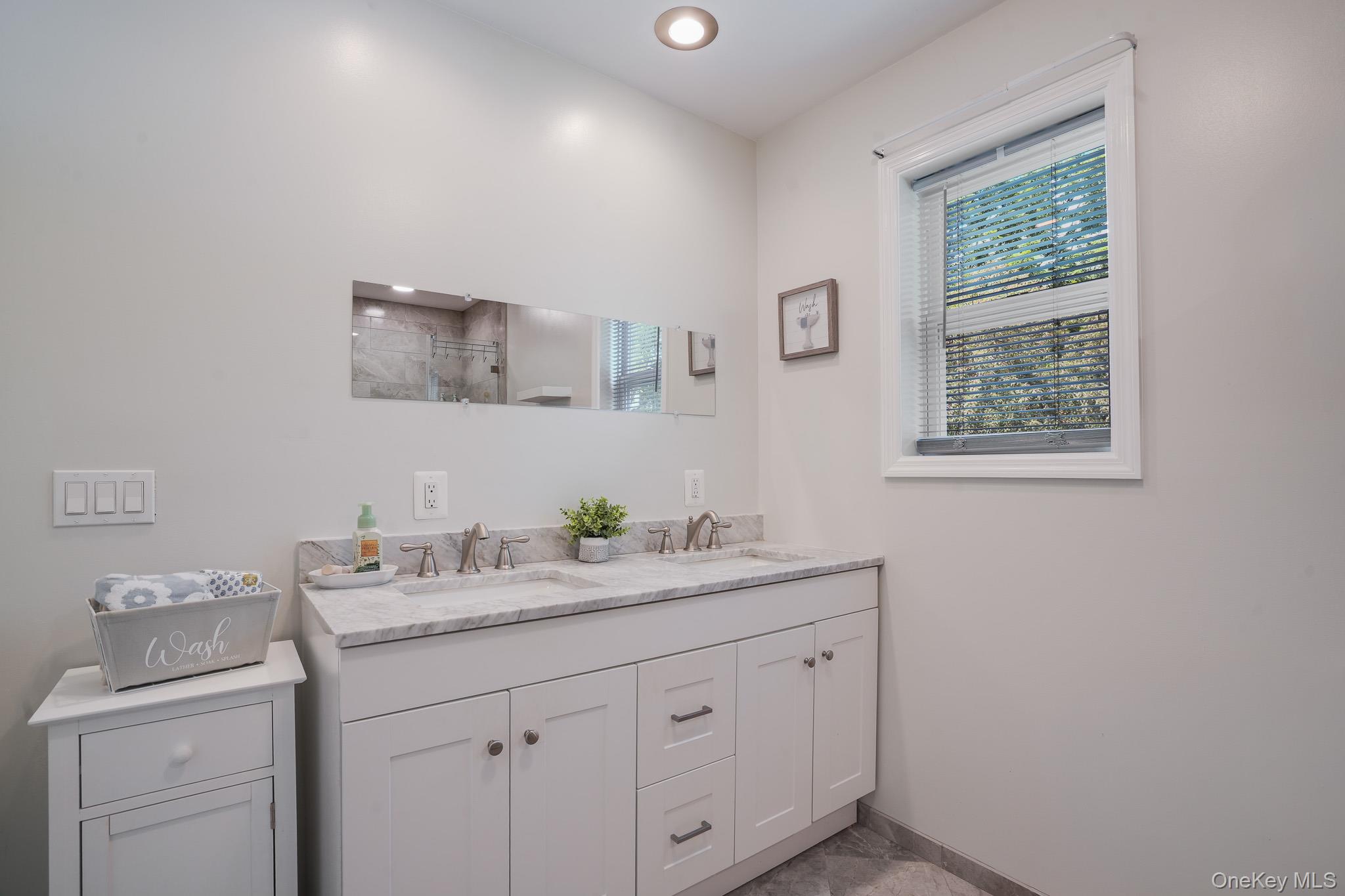 8 Hampton Road Poughkeepsie, NY 12603 - Photo 22 of 39 Gallery Image 22