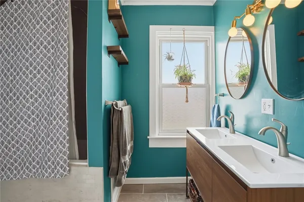 $469,900 | 77 Majestic Avenue, Warwick, RI 02888