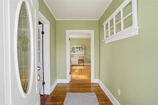 $469,900 | 77 Majestic Avenue, Warwick, RI 02888