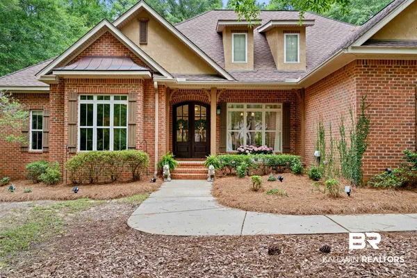 $925,000 | 107 Willow Lake Drive, Fairhope, AL 36532