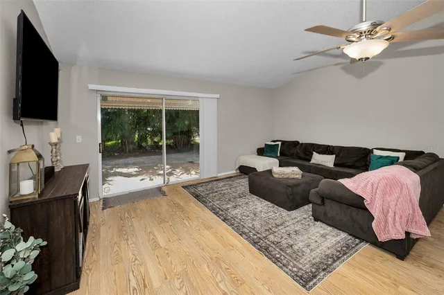 $424,900 | 3678 Amelia Way, Palm Harbor, FL 34684