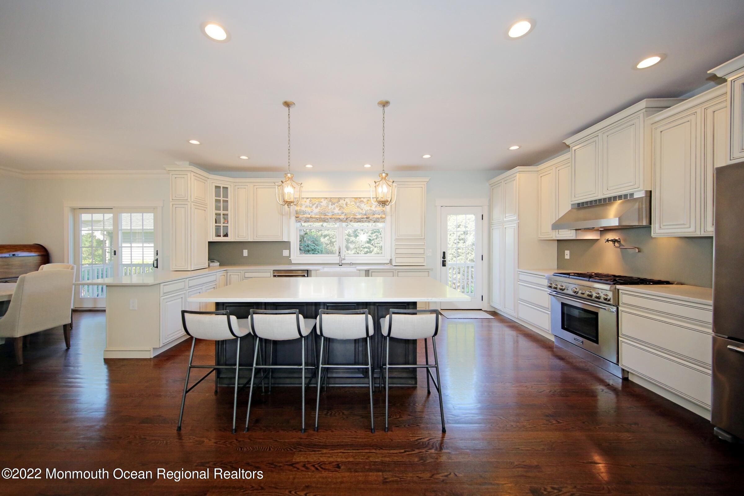 32 Ave Of Two Rivers Rumson, NJ 07760 - Photo 13 of 55 IMG_2333a