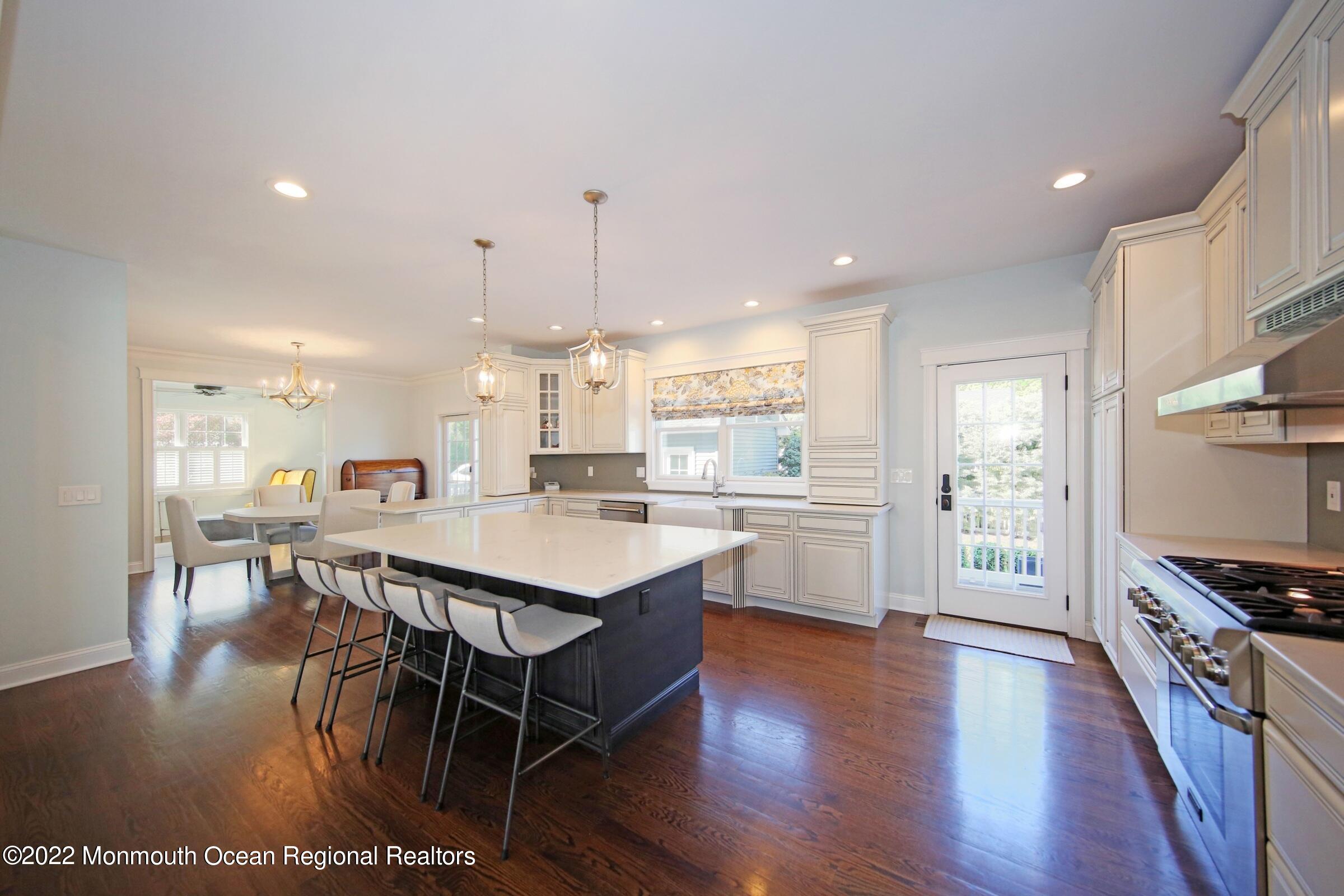 32 Ave Of Two Rivers Rumson, NJ 07760 - Photo 16 of 55 IMG_2339a