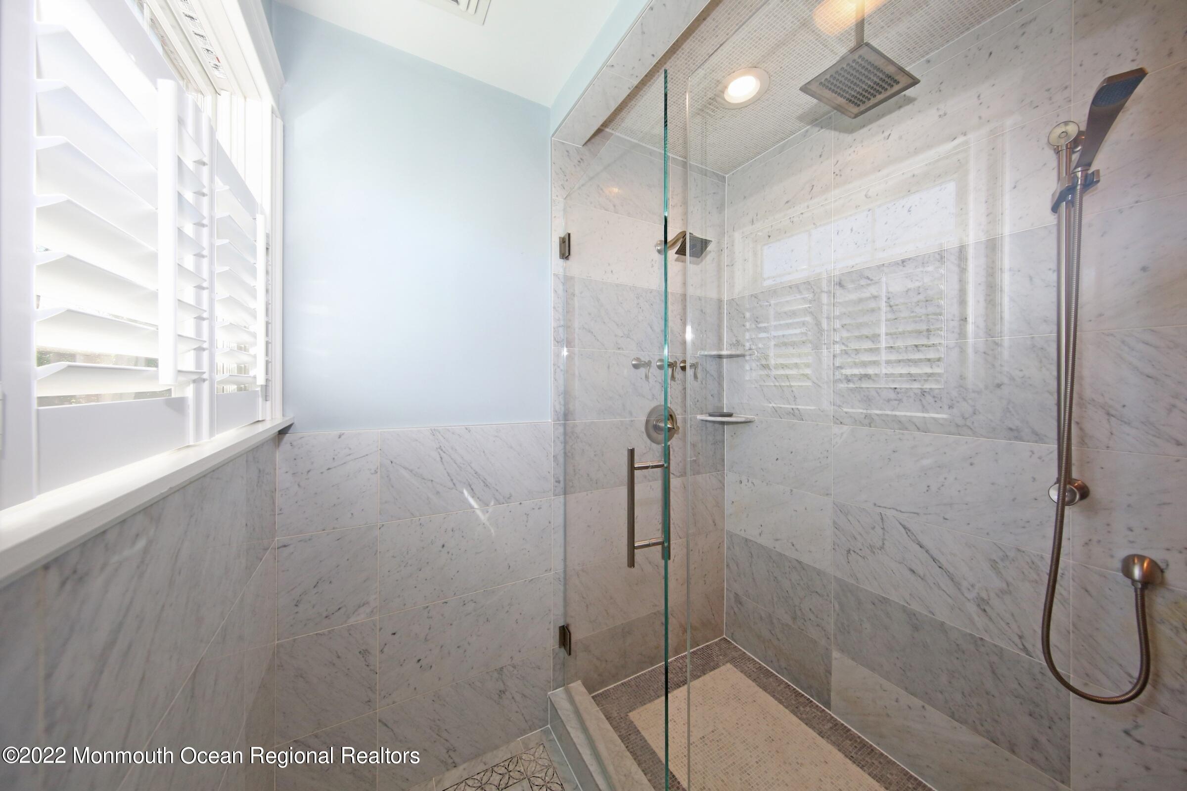 32 Ave Of Two Rivers Rumson, NJ 07760 - Photo 25 of 55 MBA